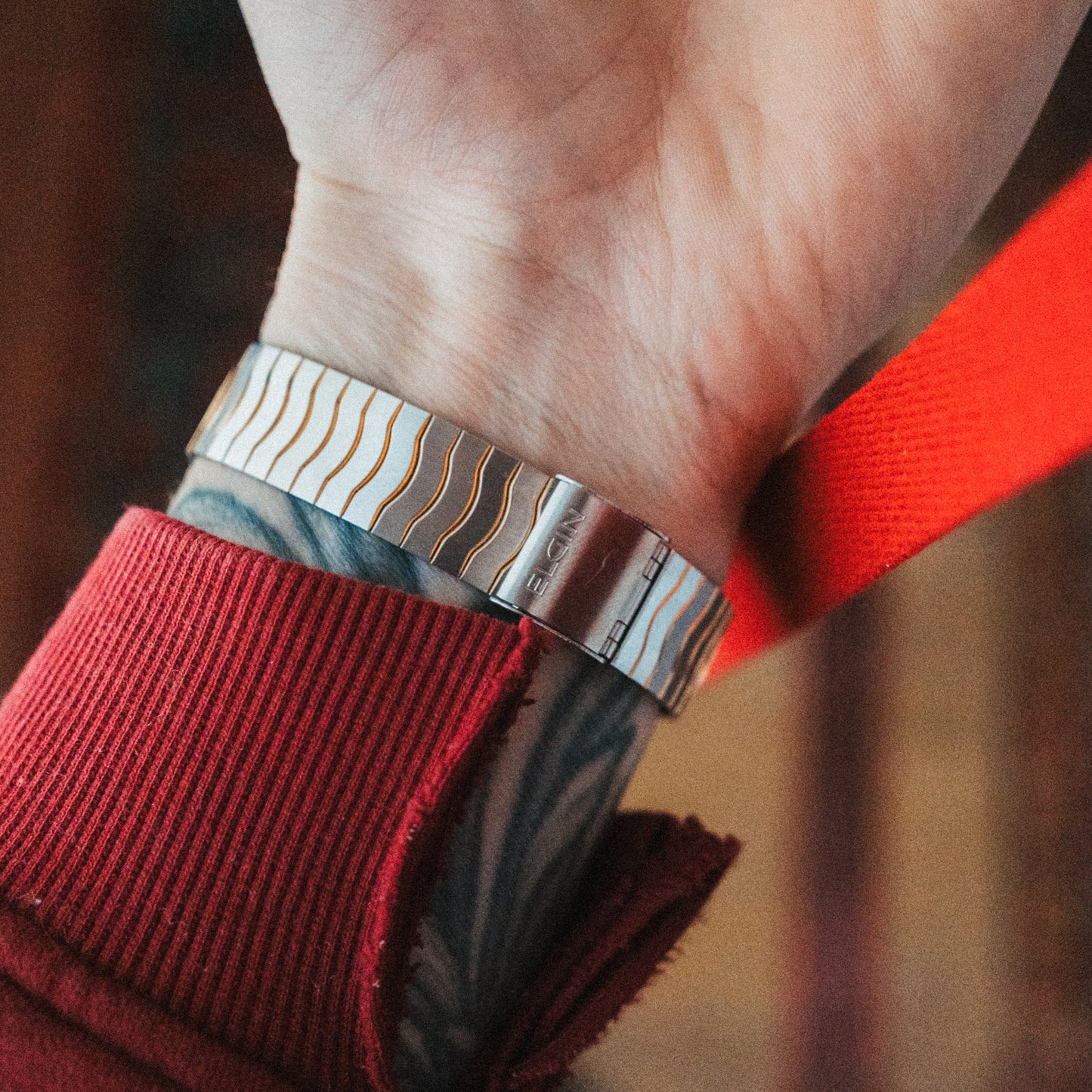 Elgin Quartz – Waved Bracelet