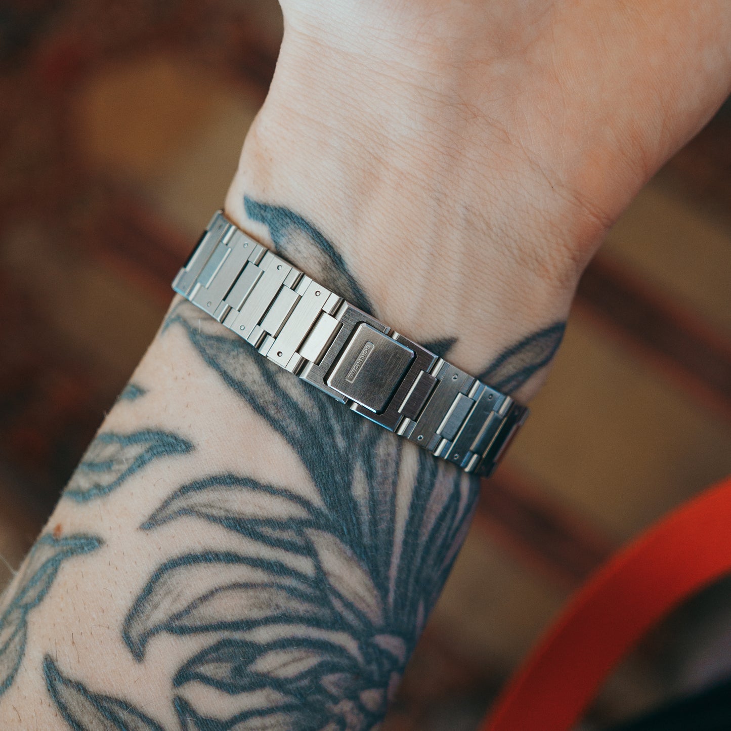 Technos Napoleon - clasp detail