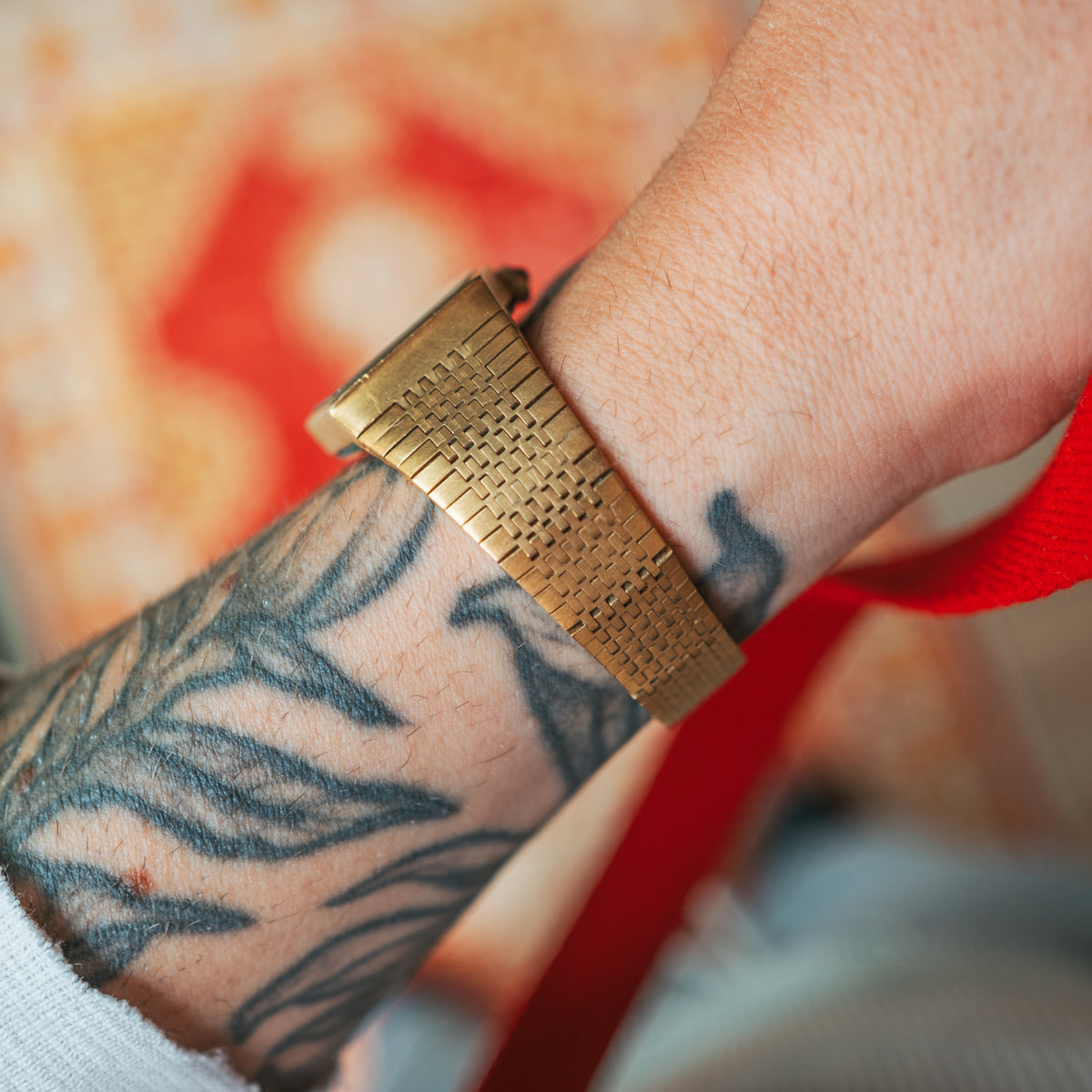 Wittnauer Quartz gold bracelet back