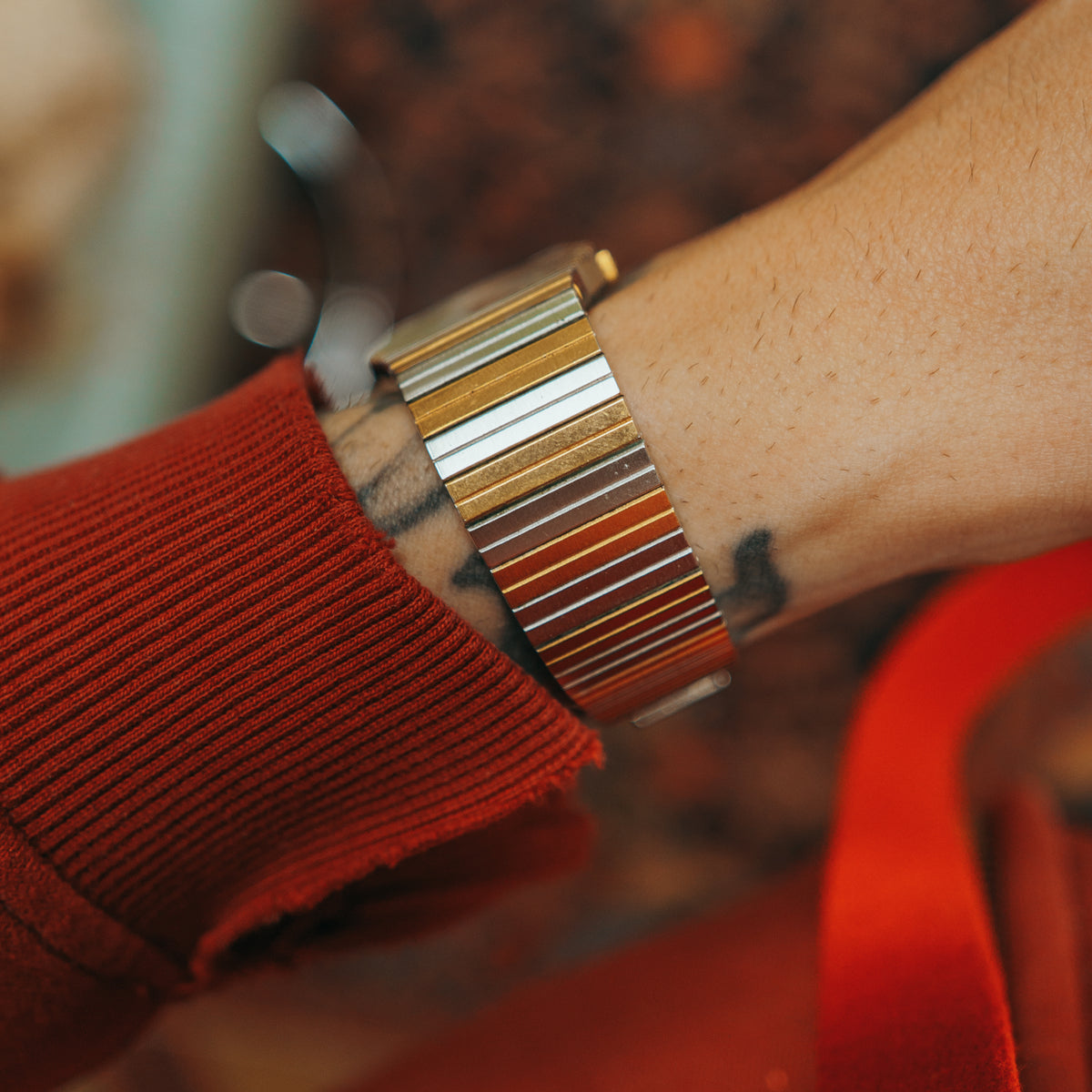 Citizen Quartz Two Tone bracelet clasp on wrist