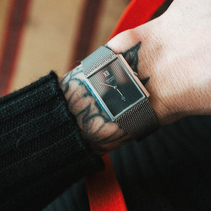 Seiko Quartz - “Chameleon Dial”