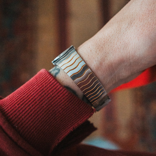 Elgin Quartz – Waved Bracelet