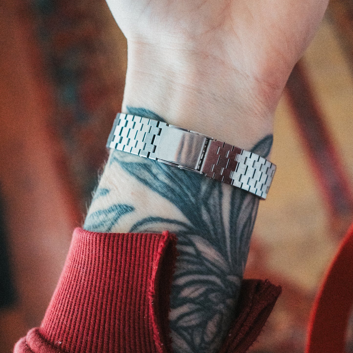 Seiko Quartz – Textured Dial (AP-Style Bracelet)