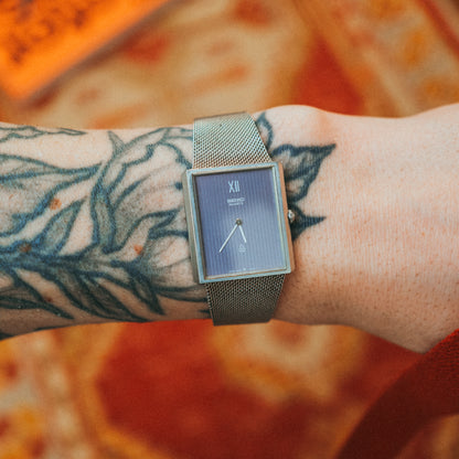 Seiko Quartz - Lavender “Chameleon Dial”