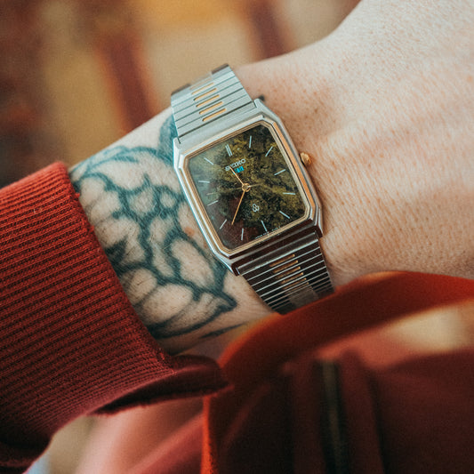 Seiko Quartz - Dragon's Blood Jasper Dial