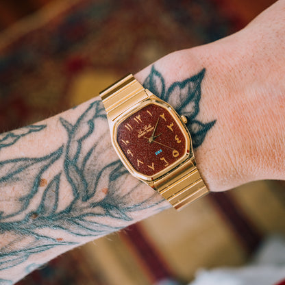 La Belle Red Garnet Dial