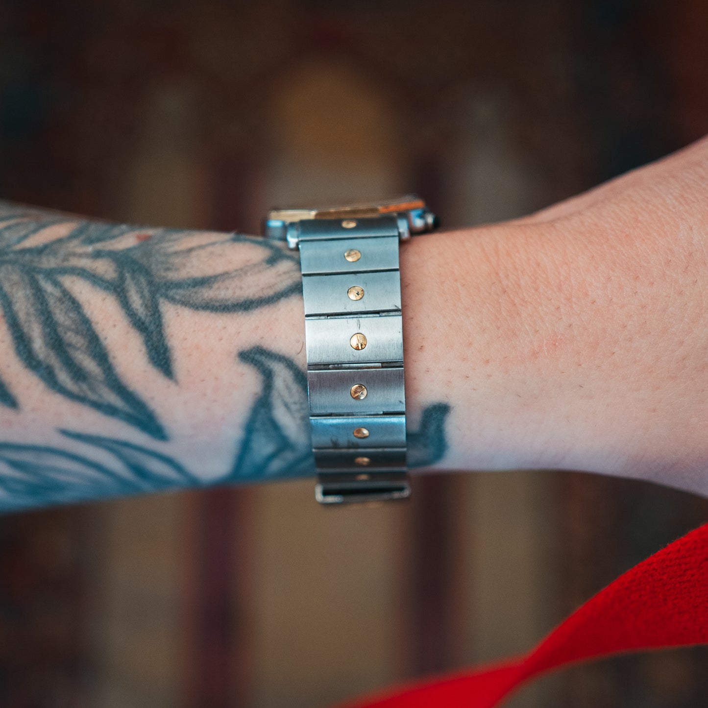 Technos Quartz bracelet back view