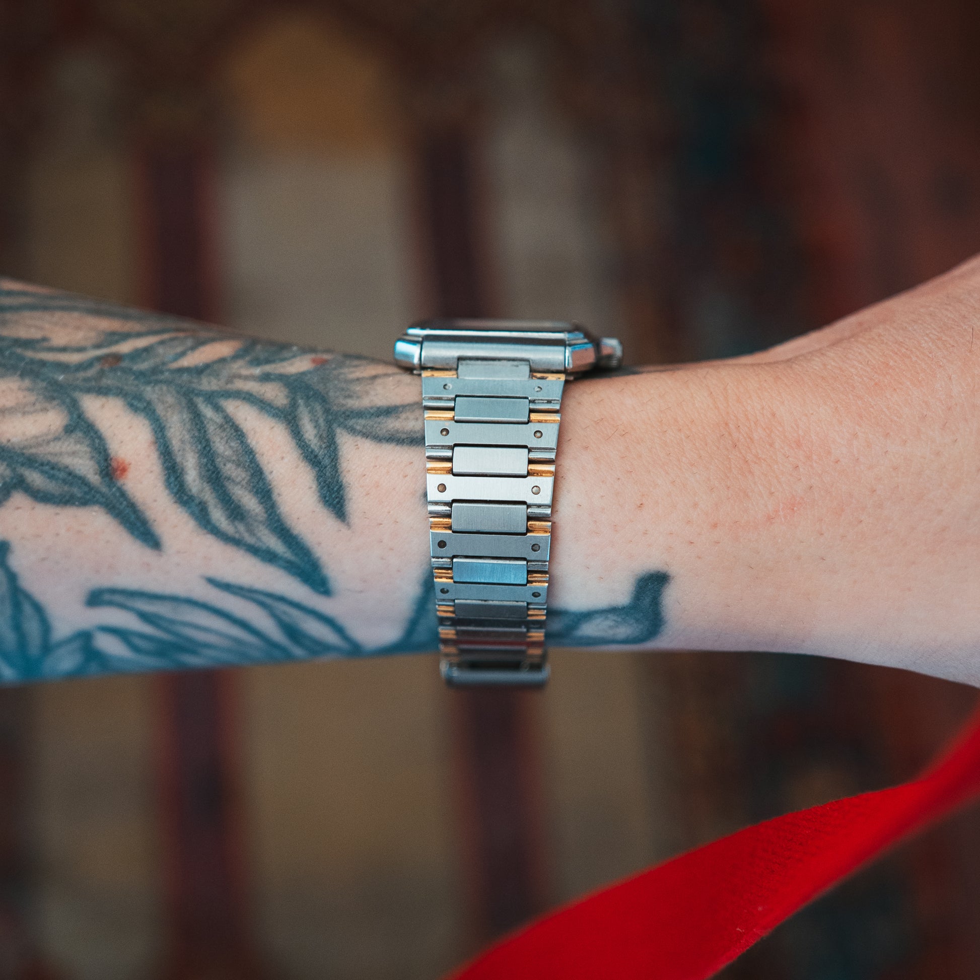 Seiko Silver Wave two-tone bracelet back view