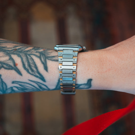 Seiko Silver Wave two-tone bracelet back view