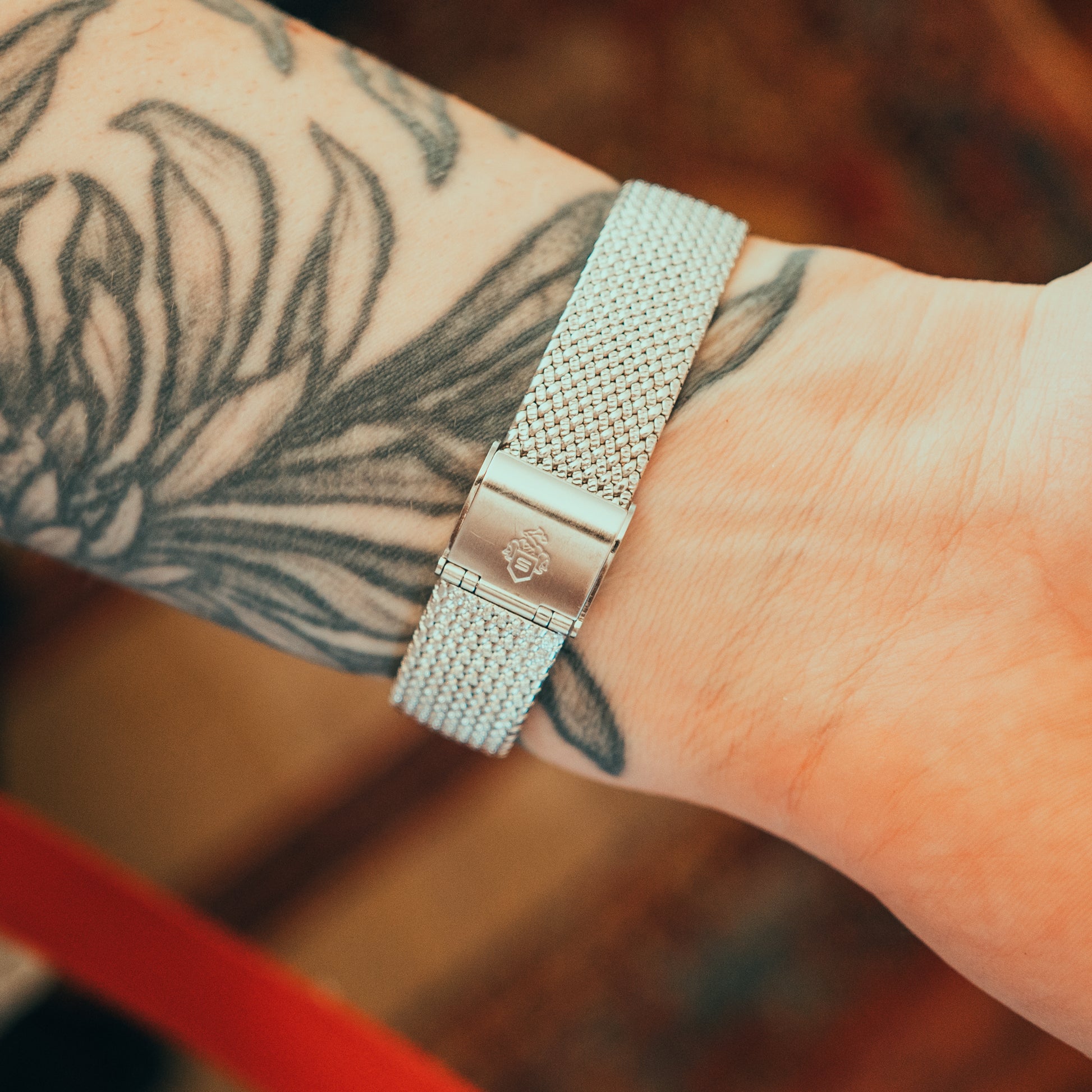 Sandoz Quartz Custom Stone Dial mesh bracelet back view