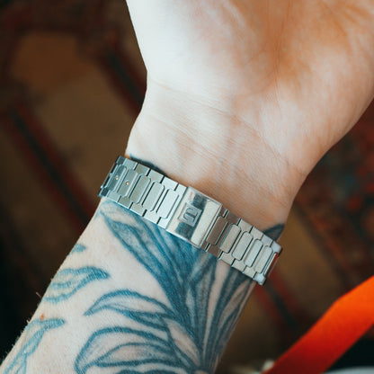 Tissot Seastar Nebula Dial bracelet back detail