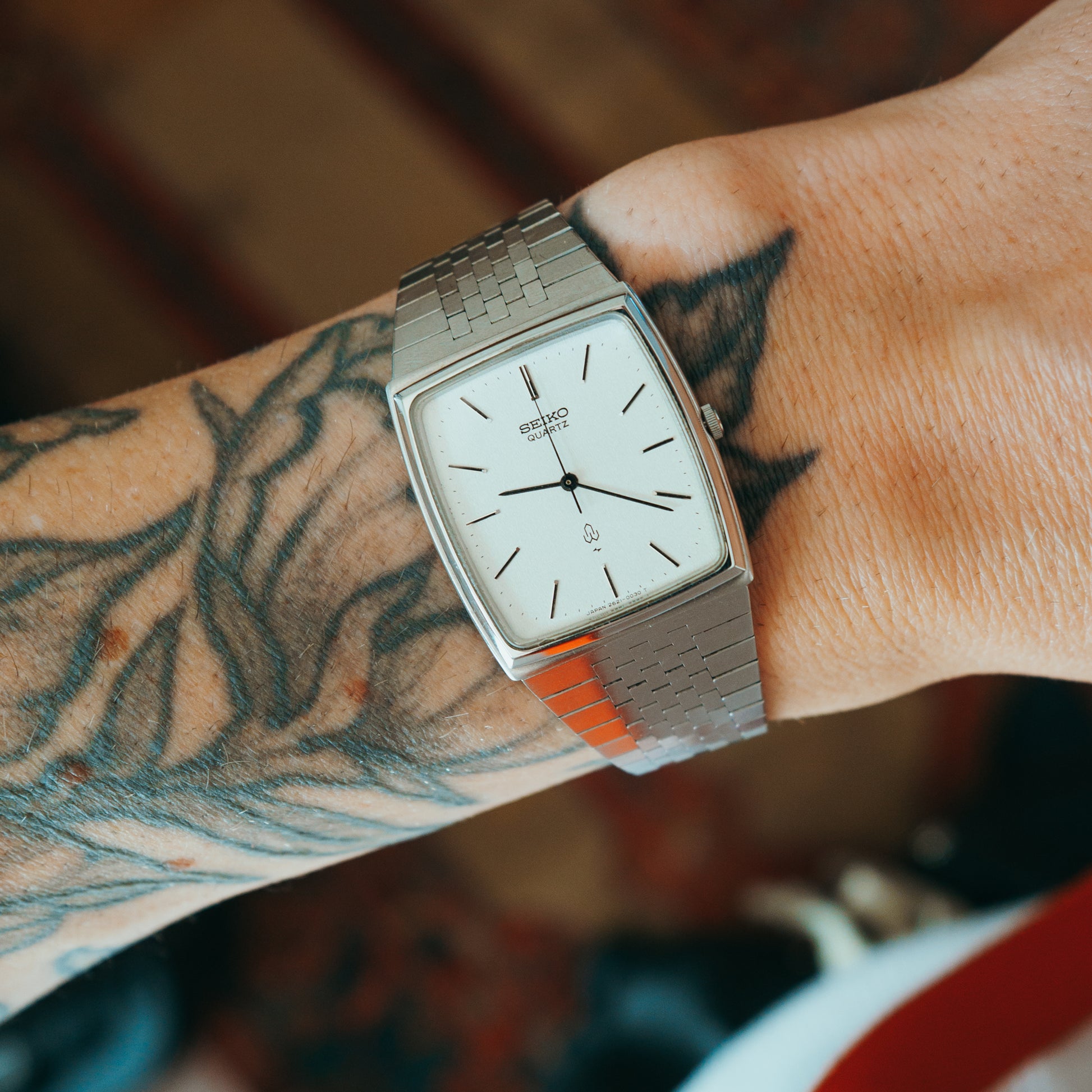 Seiko Quartz white dial front view on wrist
