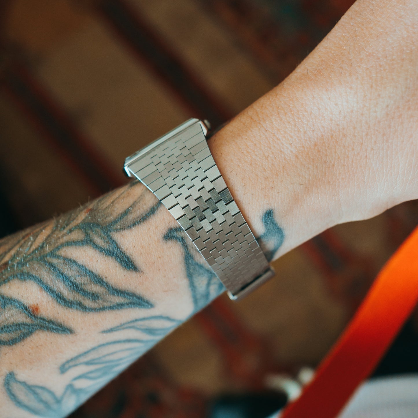 Seiko Quartz bracelet back detail on wrist