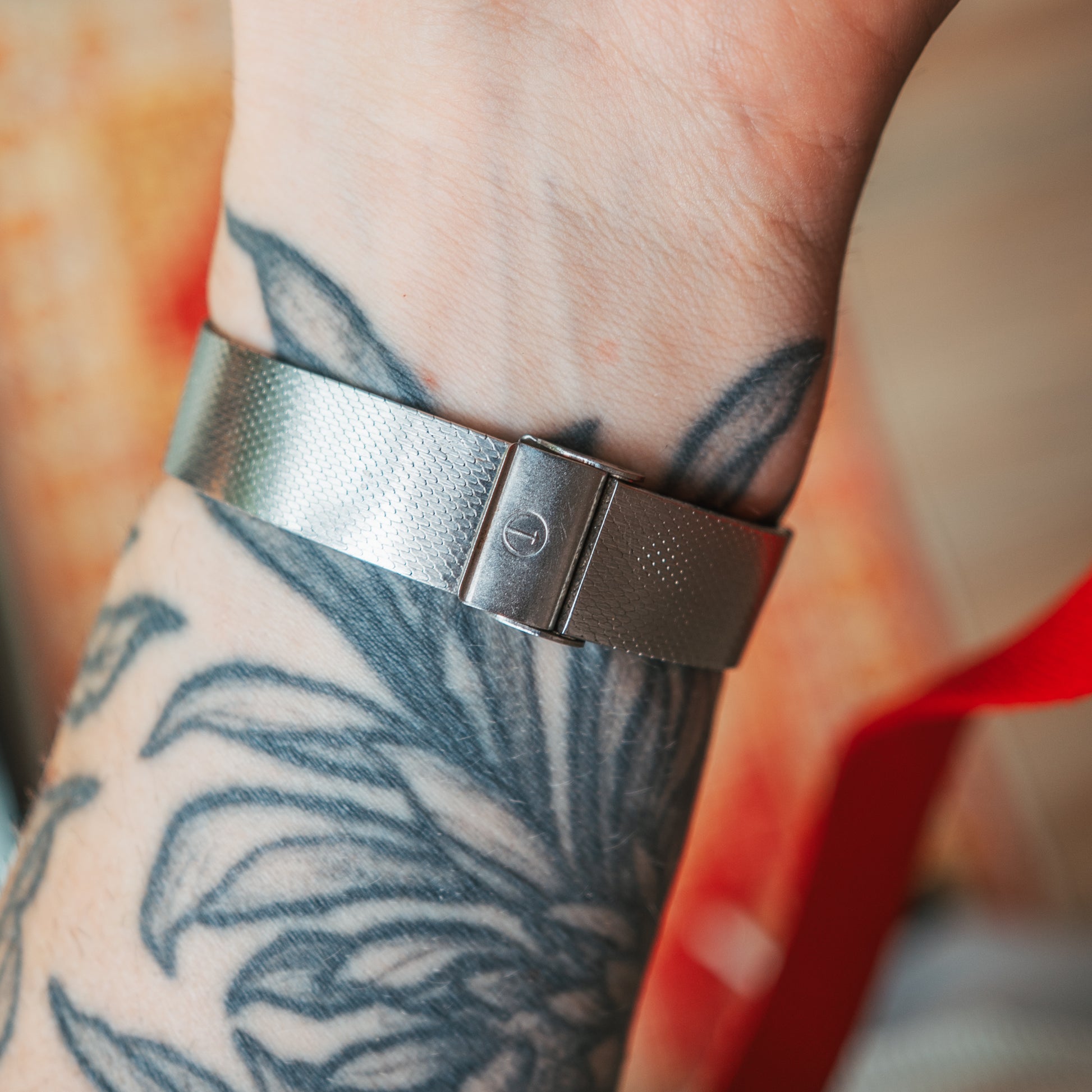 Rado Tank Mechanical hammered mesh clasp