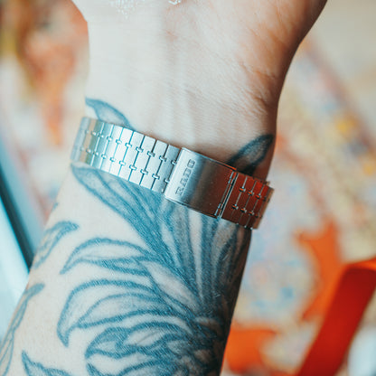 Rado Terra Dial - Rado clasp detail
