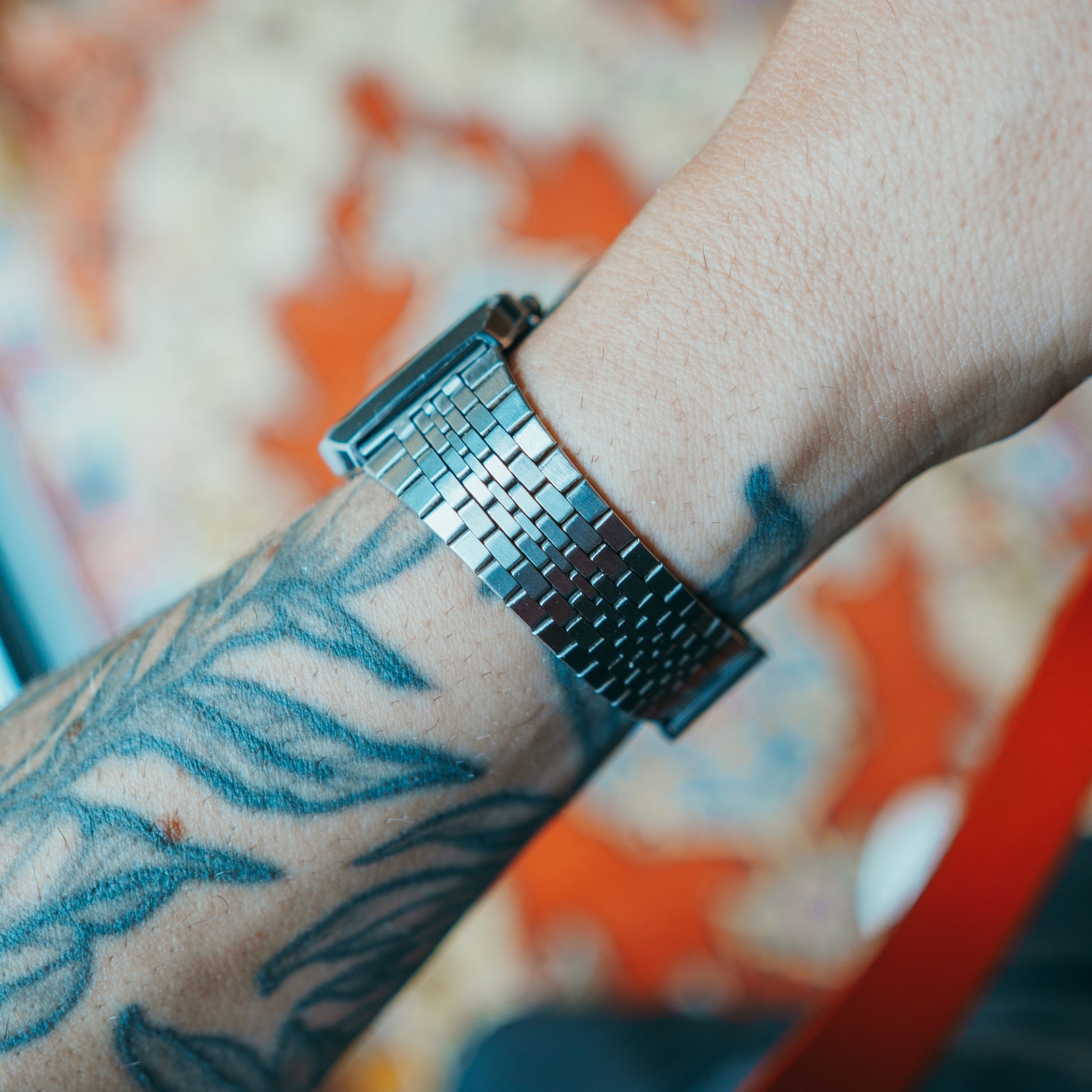 Seiko Green Tile Quartz - bracelet side profile