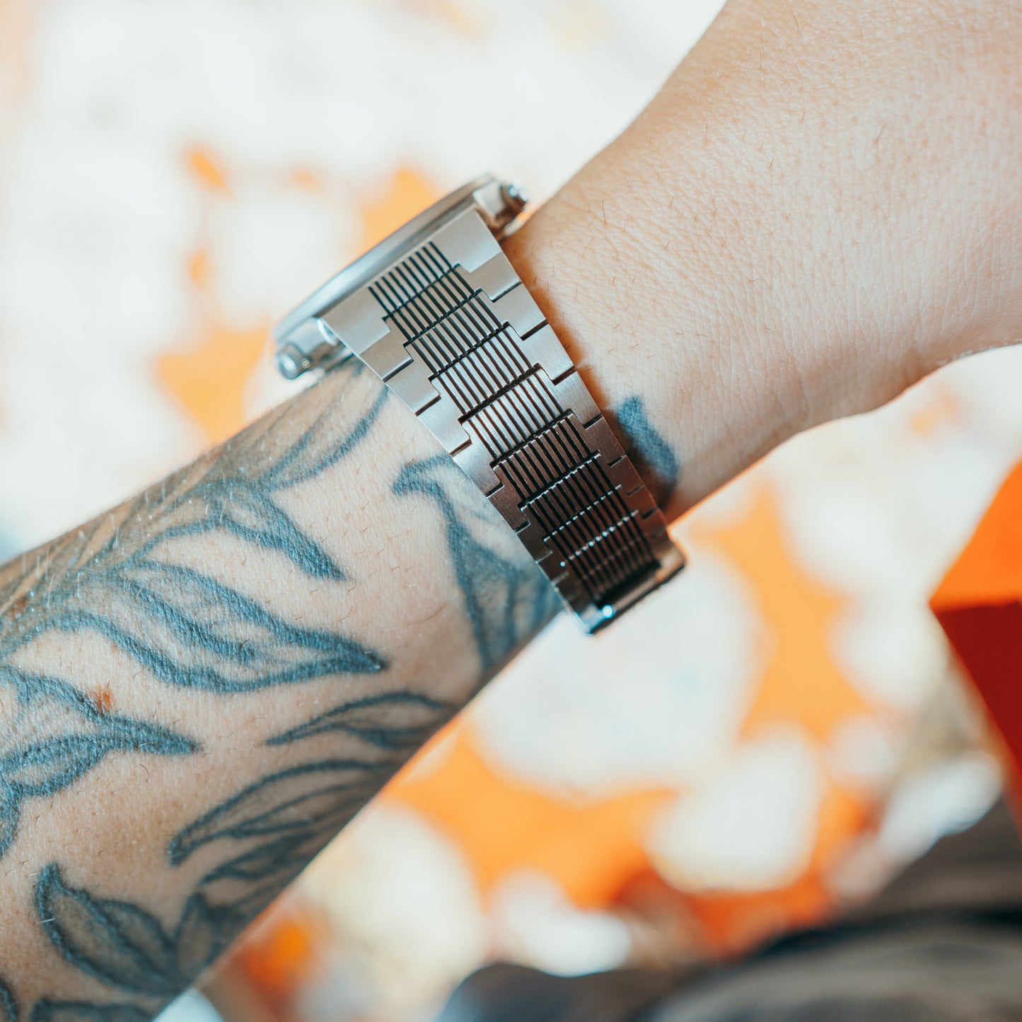 Seiko ChronoSauce - ribbed bracelet side profile