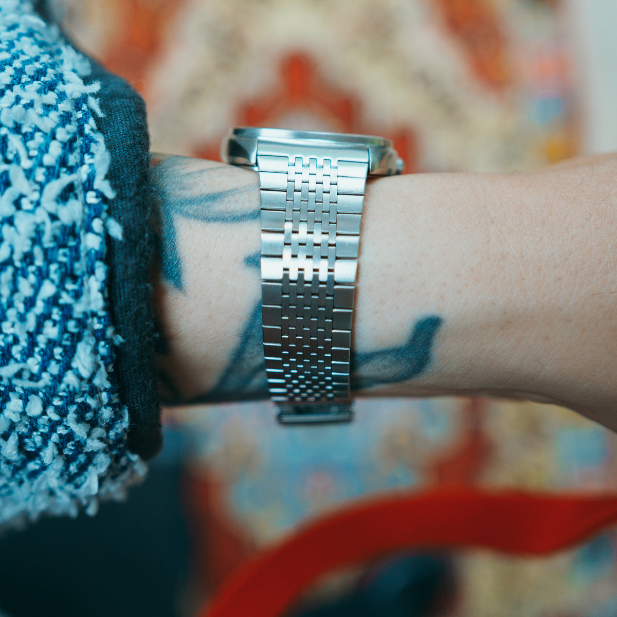 Seiko Lord Quartz Mossy Dial - bracelet side view on wrist