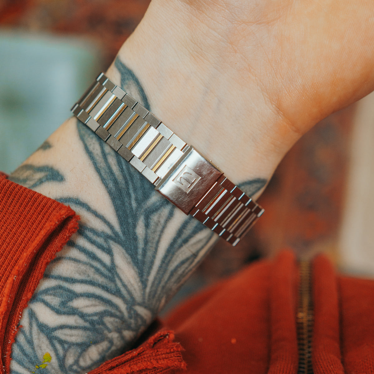 Tissot Seastar bracelet side view