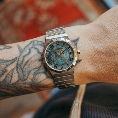 Long Bird Stone Dial